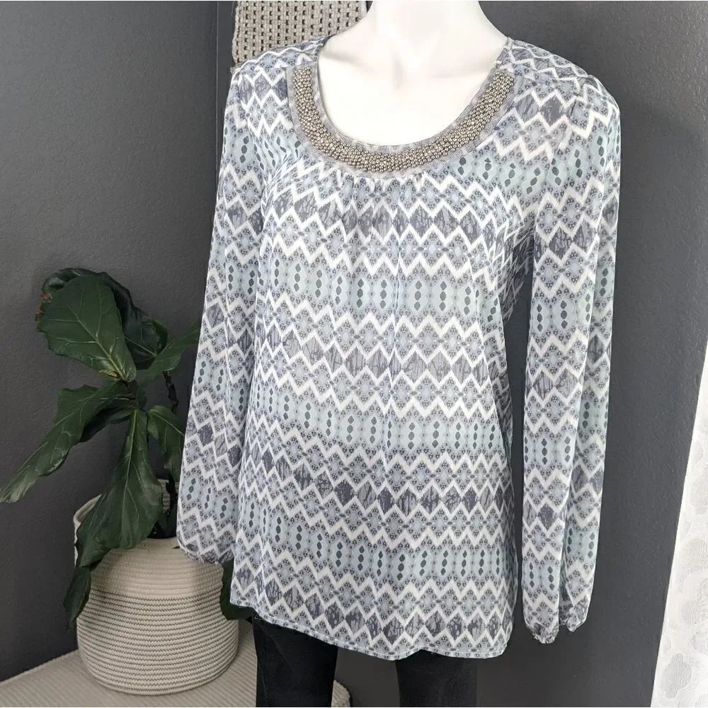 ⭐ 3 for $20 🌼 Studio Y Beaded Blouse